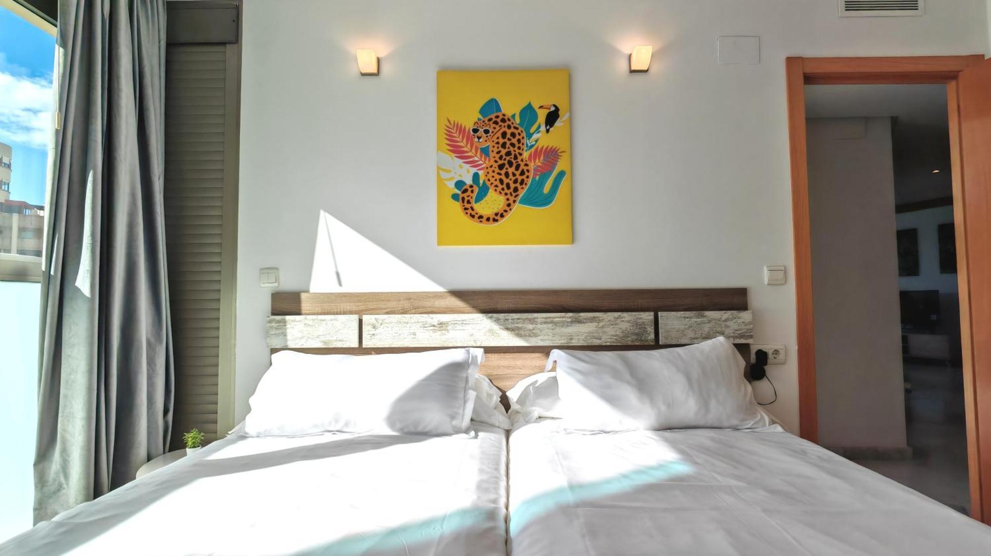 Skyline 5 Apartment With Private Balcony And Nice Views เบนิดอร์ม ภายนอก รูปภาพ