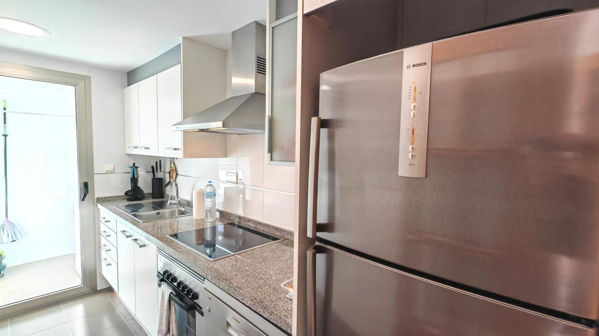 Skyline 5 Apartment With Private Balcony And Nice Views เบนิดอร์ม ภายนอก รูปภาพ